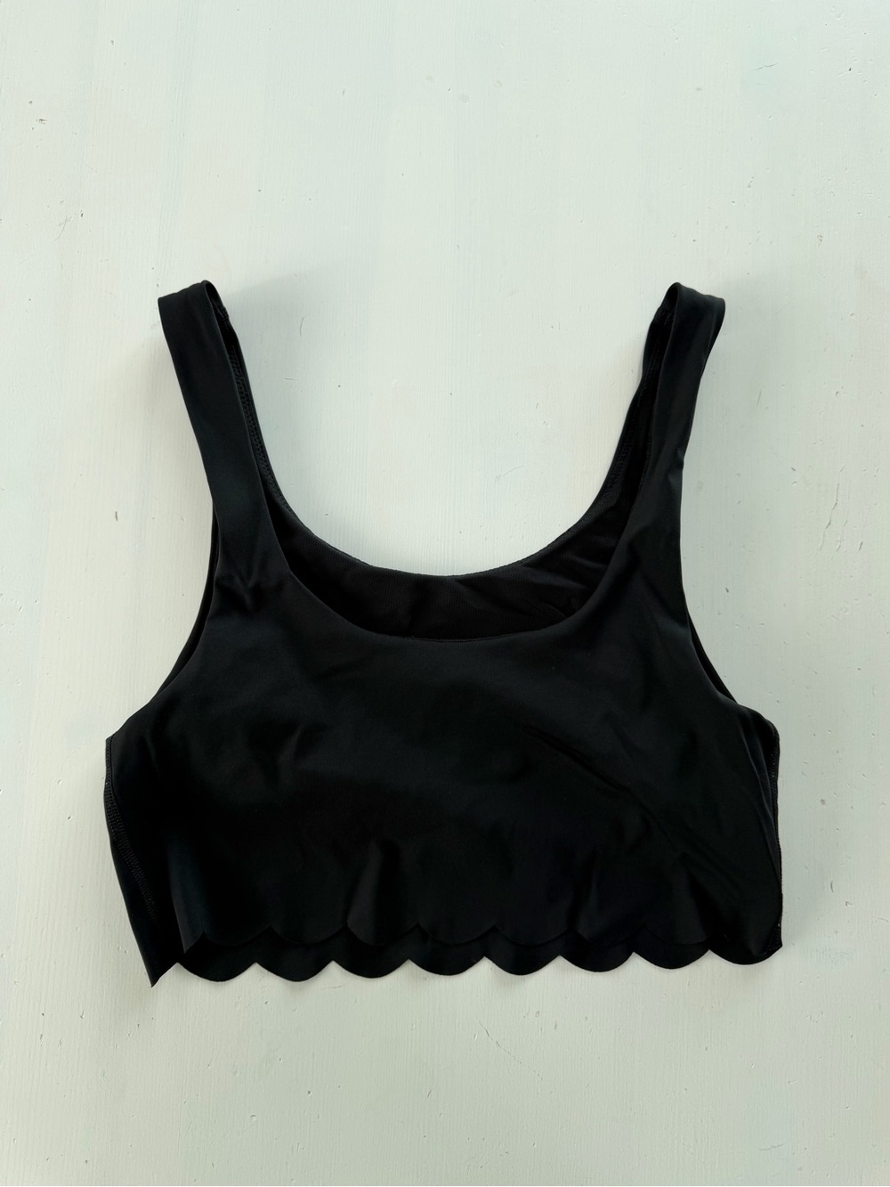 OFFLINE By Aerie Black Scalloped Cropped Tank Top Size M